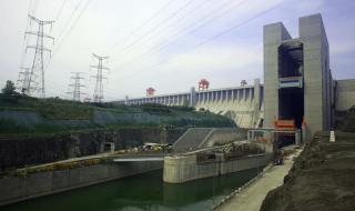 三峡过船为什么要升降 三峡升船机创第一